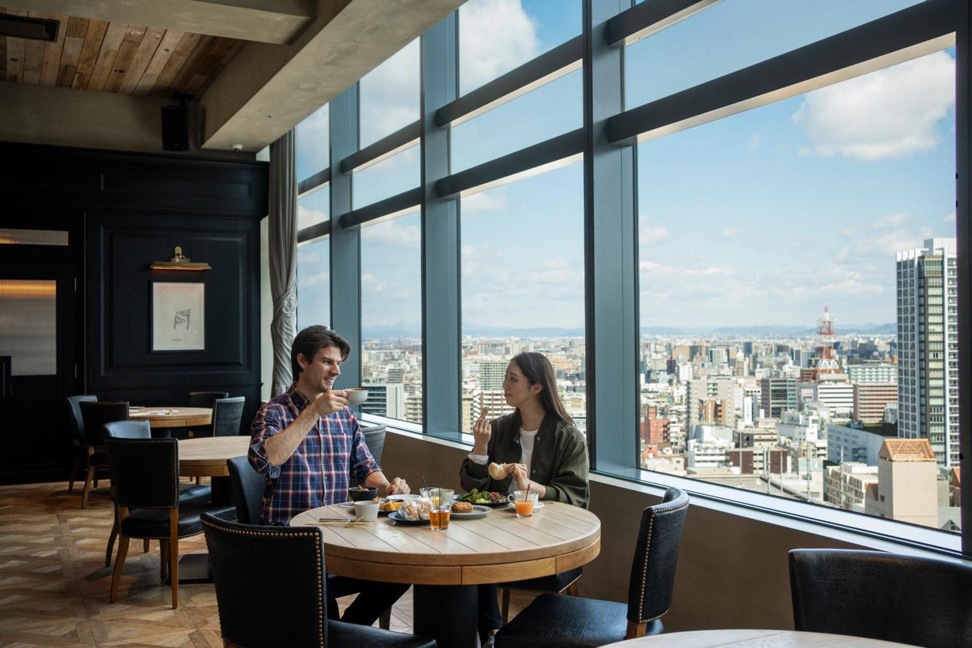 Jr Gate Tower 4*
